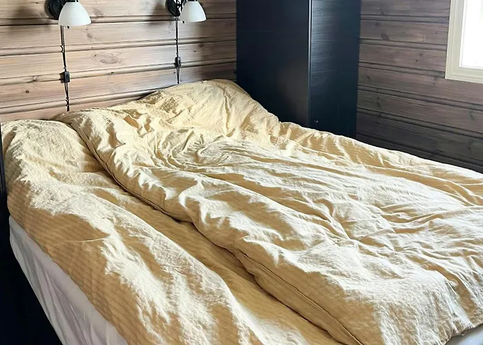 Mountain With Jacuzzi In Gautefall בית נופש *